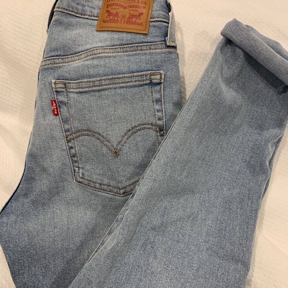 NWOT Levi's Women's Wedgie Icon Jeans, size 25